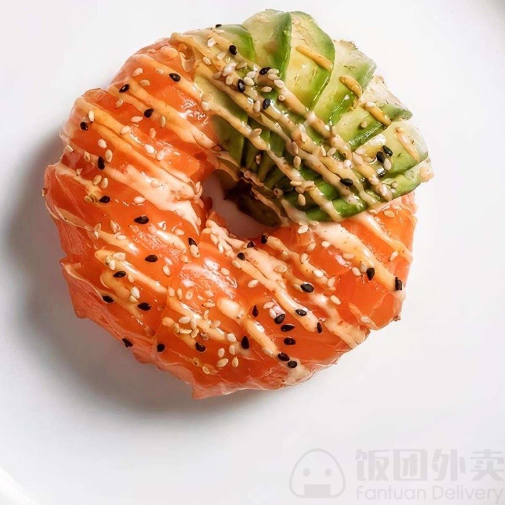 Poke Burri / Lifting Noodles Ramen by null