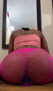 Qgubeasaatbaaaaaa fuwc zu uzvdg jpg x Twerking sex