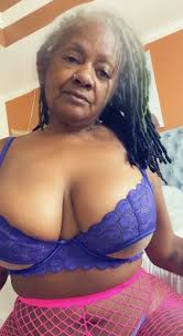 Eaftggaaaa slem o bwmedb jpg x Mature black granny