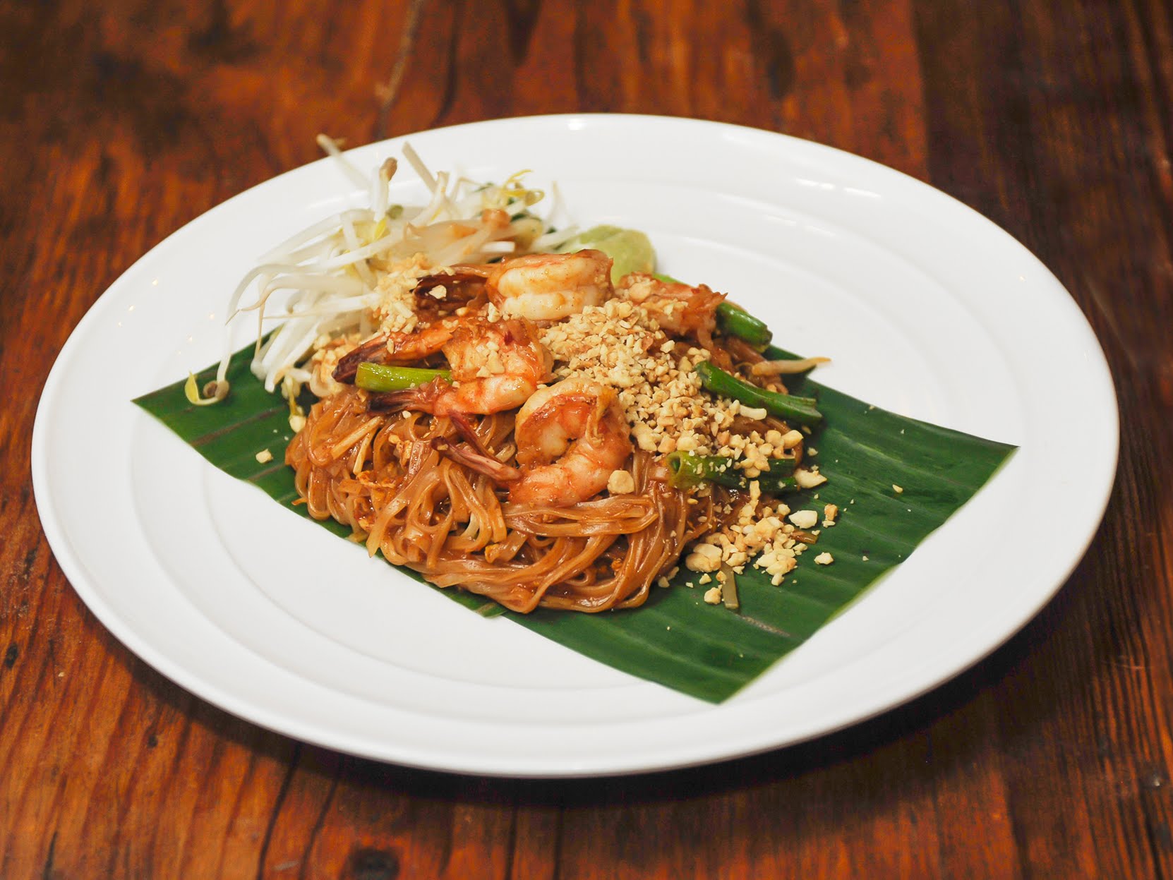 Thai 5 & Sushi Bar by null