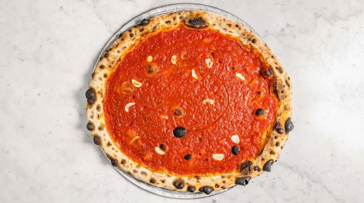 F&F Pizzeria by null