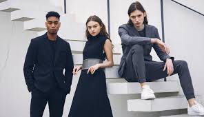 loland|ローランド「最終的に行き着いた」愛用する腕時計を披露！「日本のモノづくりの素晴らしさを感じる」“東京の高級愛車”紹介は最終回 | めざましmedia