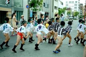 少女　山笠　盗撮|重箱の隅をつつく自由奔放なエッセイ・達の枝葉末節｜No.117