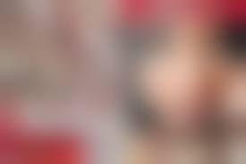 hairy muff|ストッキング姿の熟女、アフィーナが毛深いマフをピアスで貫かれる - PornPics.com