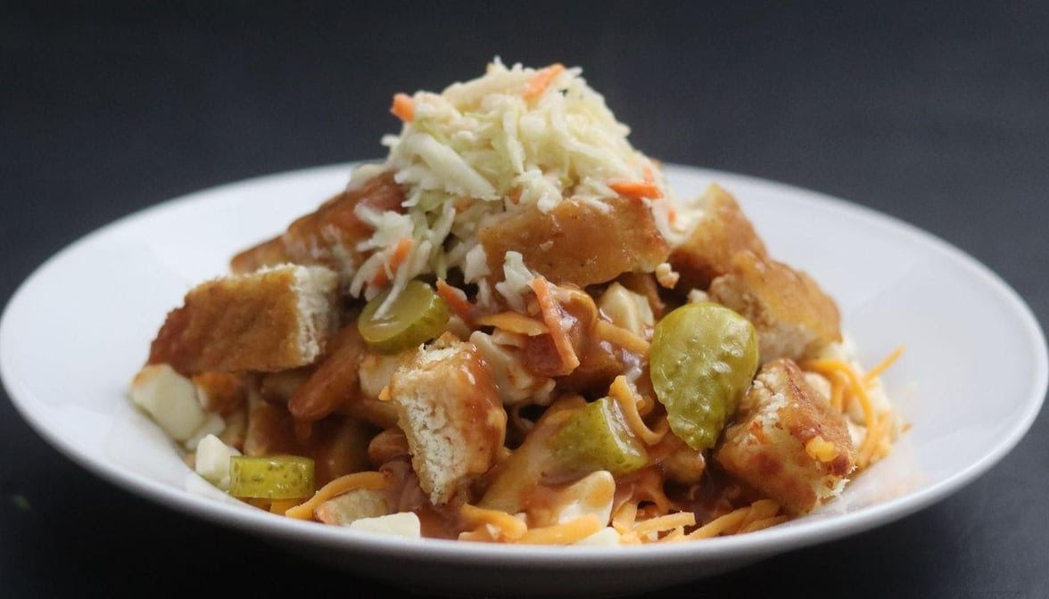 Poutineville Queen Mary by null