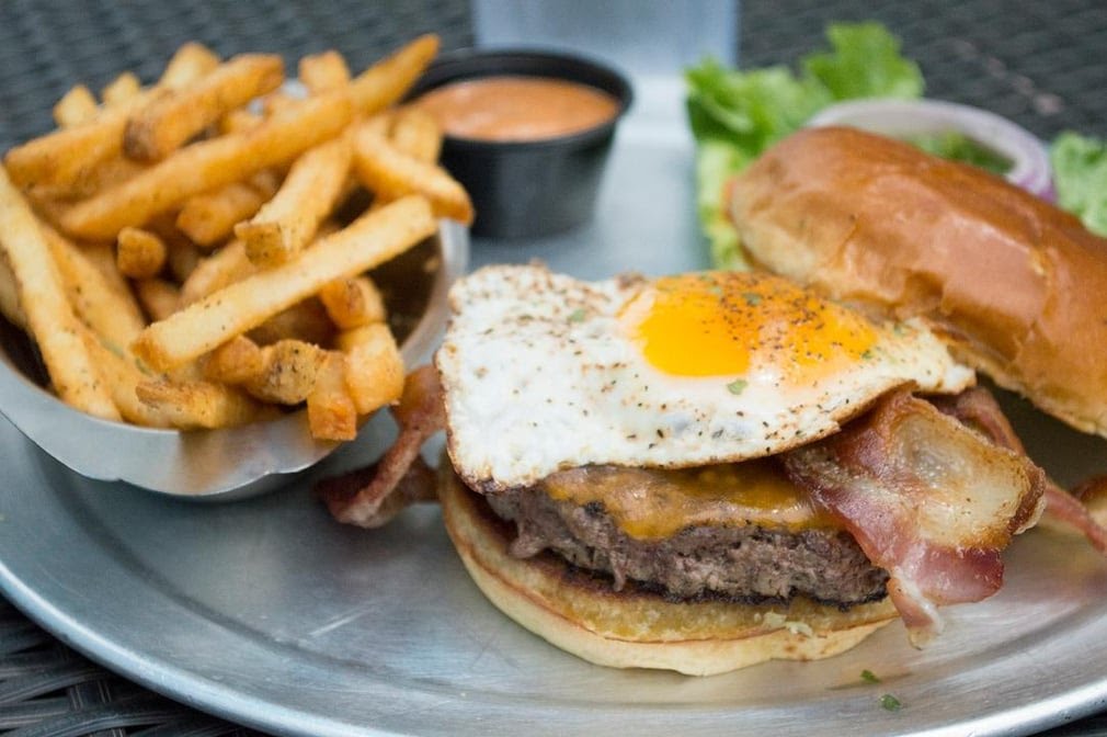 Charleston Sports Pub by null