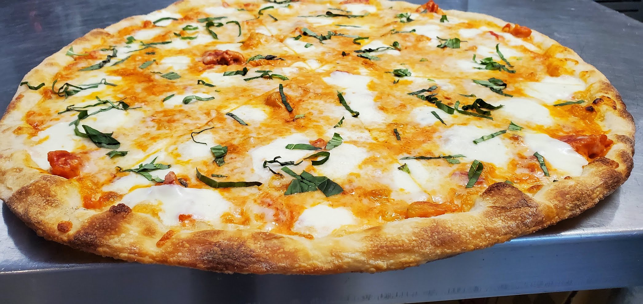 Pizza by Yandys (New York and detroit style pizza) by null