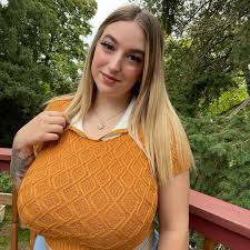 Agnetis sweater meat luscious hentai manga porn jpg x Sweater meat