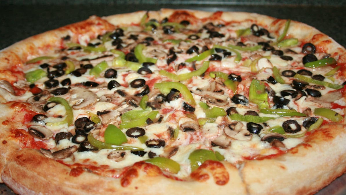 Vince's Italian Restaurant & Pizzeria by null