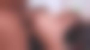 Big Cock in milf pussy|Big dick penetrates brunette milf pussy - XNXX.COM