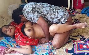 Videos hot indian aunty jpg x Desi sexy aunty