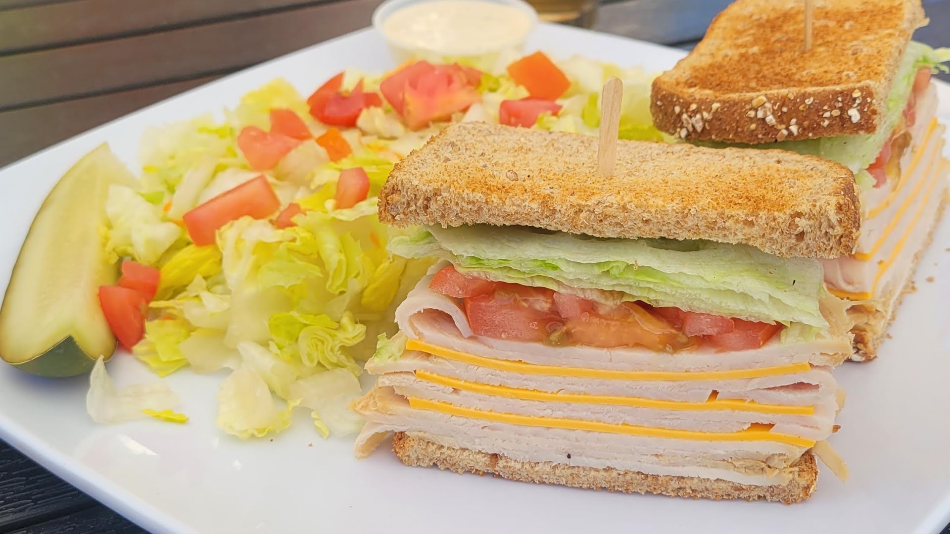 Pineapple Hill Saloon & Grill by null