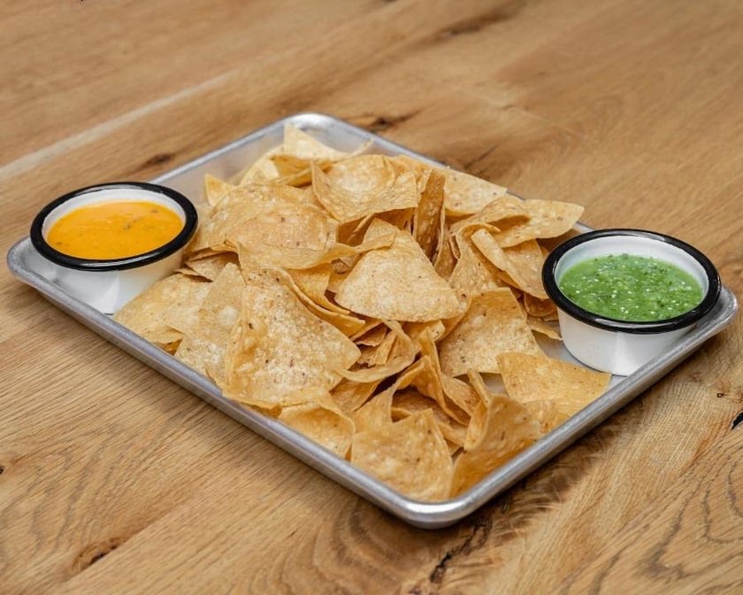 Lonesome Rose (Logan Square) by null