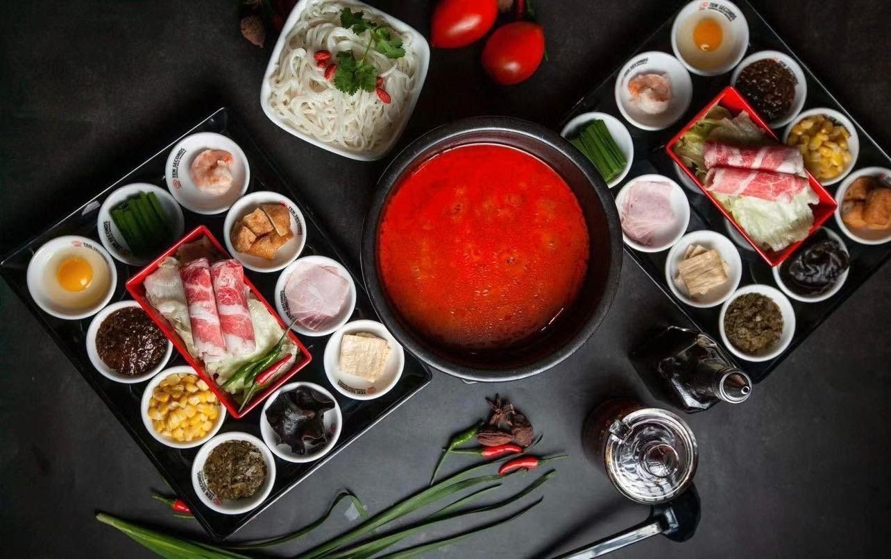 Ten Seconds Yunnan Rice Noodle 十秒到雲南過橋米缐 by null