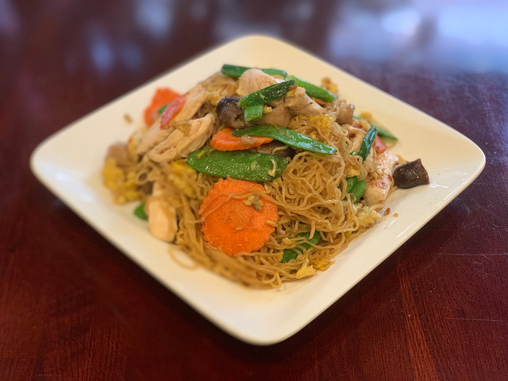 Tiparos Thai Cuisine & Sushi Bar by null