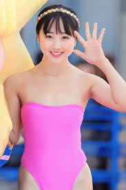 アイコラ　本田みゆ|二十歳の本田望結が初表紙＆巻頭10Pグラビア！  TikTokで話題の19歳北野真衣、Iカップグラドル山岡雅弥、青山なぎさ最新デジタル写真集アザーカット公開の『FLASH』は6月18日（火）発売 |  エンタメラッシュ