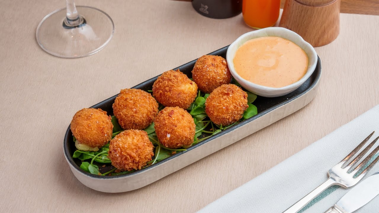 Happy Monkey by Jean-Georges by null