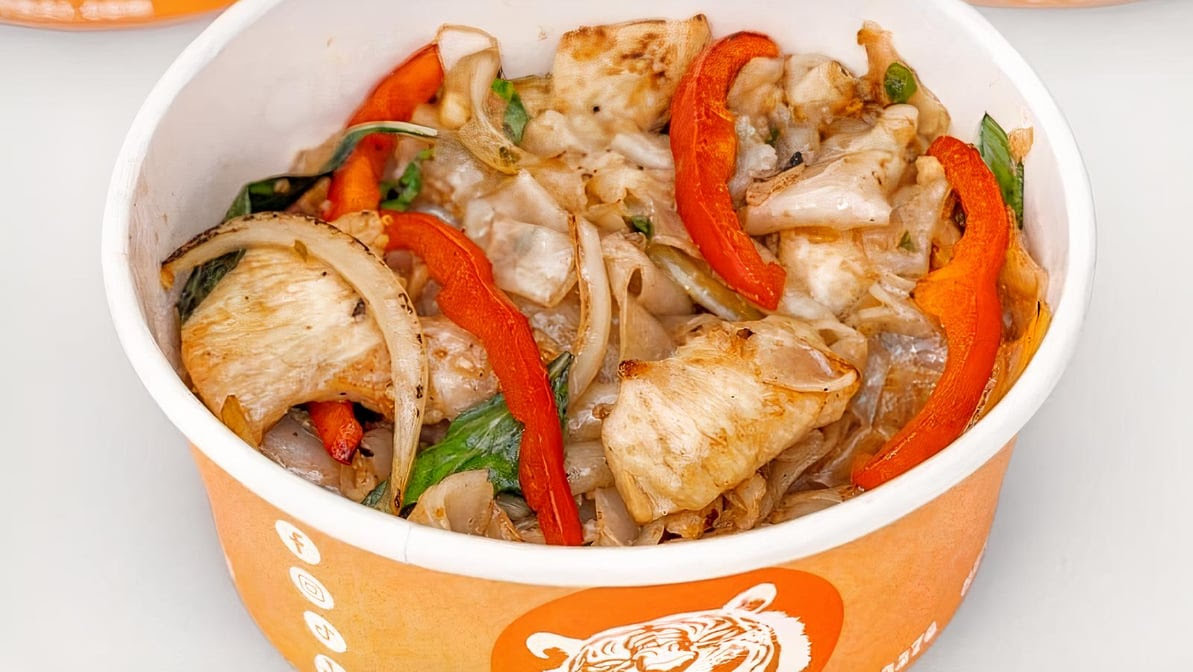 Her Thai by null