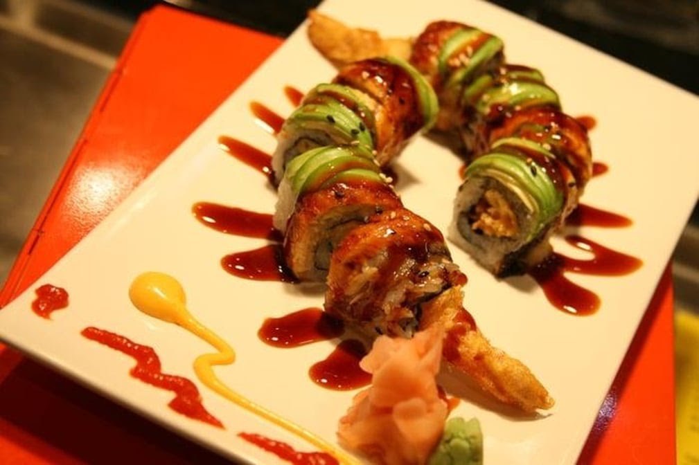 Tiparos Thai Cuisine & Sushi Bar by null