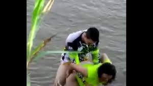 Cachando en el rio con mi nalgona jpg x Cojiendo en el rio