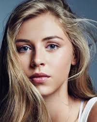 Erecto hermione first time struggles with a spell nolube jpg x Hermione corfield sexy