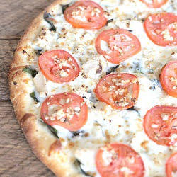 Bellagios Pizza by null