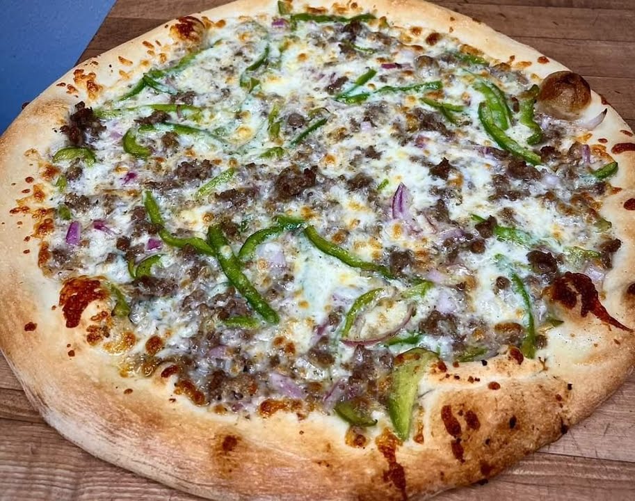 Edith's Pizza by null