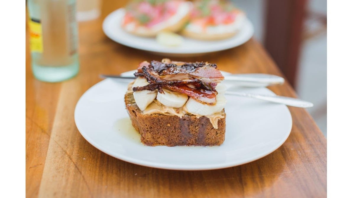 Helena Avenue Bakery by null