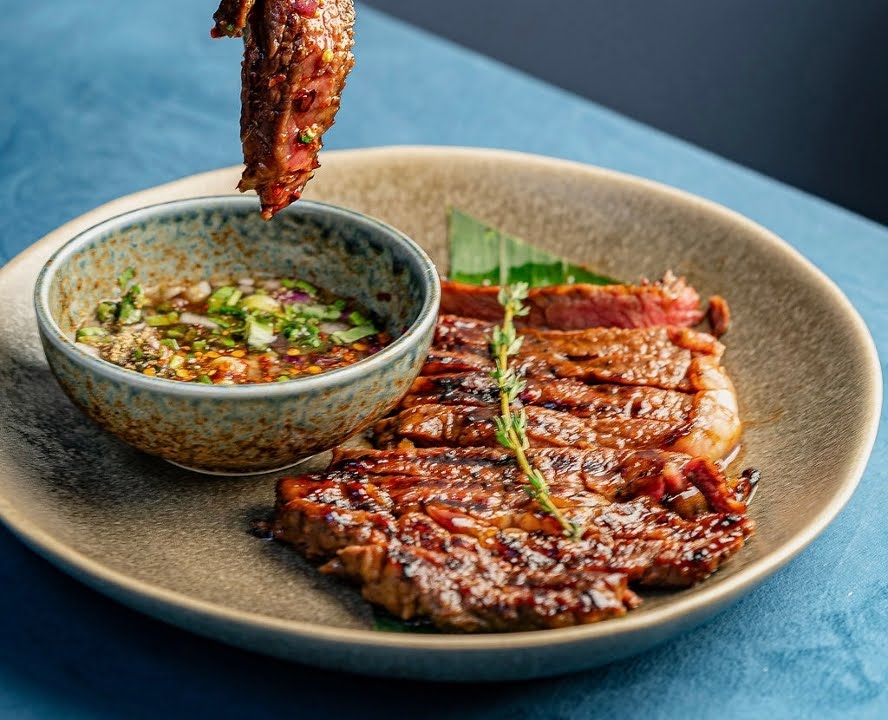 RYNN Thai Restaurant & Bar by null