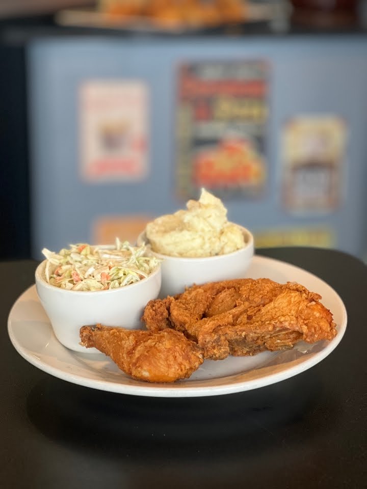 Mother Clucker’s Pizza by null