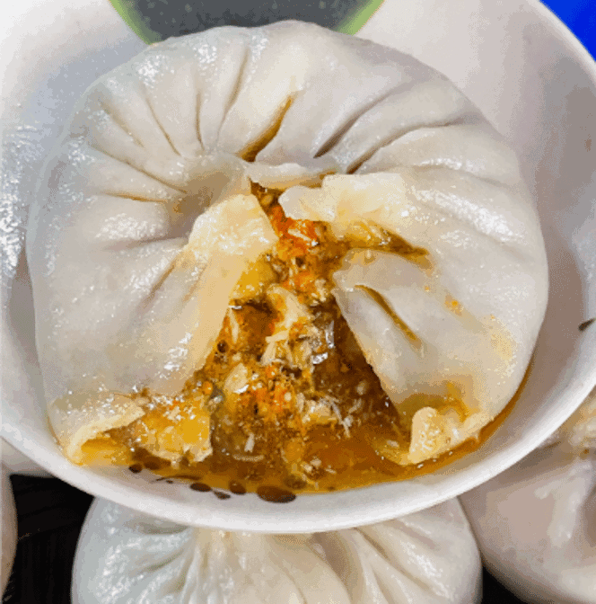 Long Xing Ji Juicy Dumpling by null