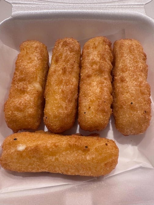 Vinny V’s Pizza by null