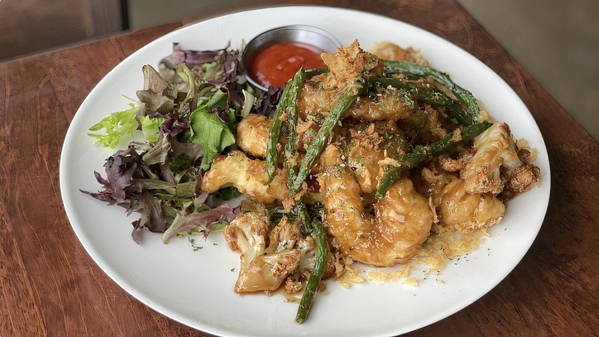 Maru Sushi & Grill by null