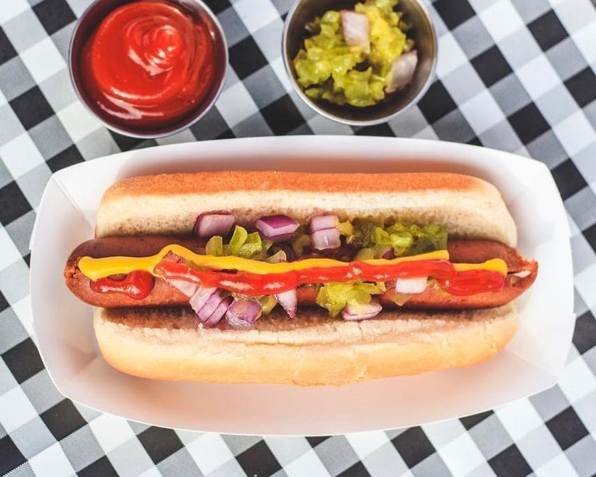 Earle’s On Venice Beach by null