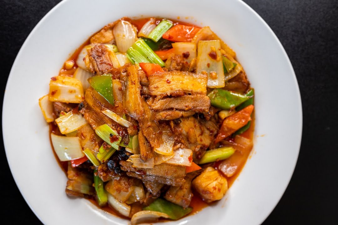 DASHI Chinese Kitchen + Bar by null