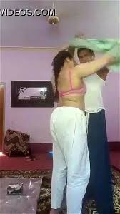 Indiyan desi housewife rani bhabhi ki bistar par mast chudayi jpg x Desi housewife