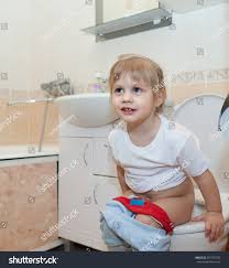 little girls pissing|Little girl need a pee Stock 写真 | Adobe Stock