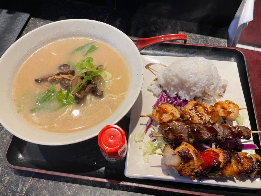 Friends Sushi & Bento Place by null