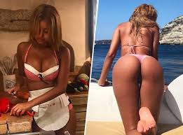 zahia sexy|Photo : Zahia Dehar sexy lors de ses vacances en Corse. Instagram, août  2017. - Purepeople