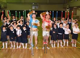 小学生女児 パンチラ|Amazon | [PuchiHapi] [プチハピ] 重ね履き 制服 スカート の 下に パンチラ 防止 黒 スパッツ パンツ 重ねばき  オールシーズン 学校 小学生 学生 幼児 キッズ ジュニア 女の子 黒 2枚組 100 | レギンス 通販