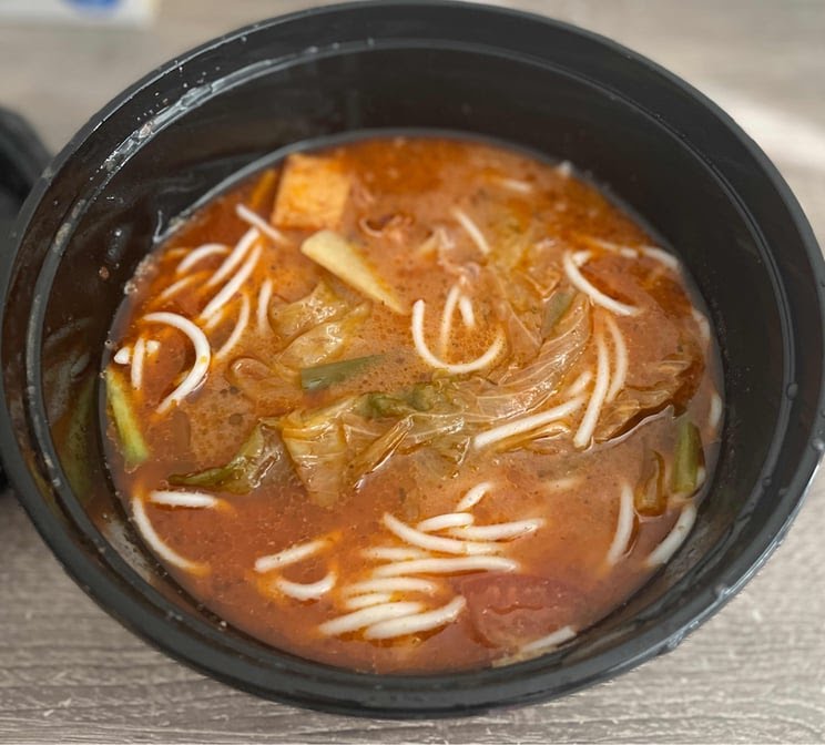 Dagu Rice Noodle by null
