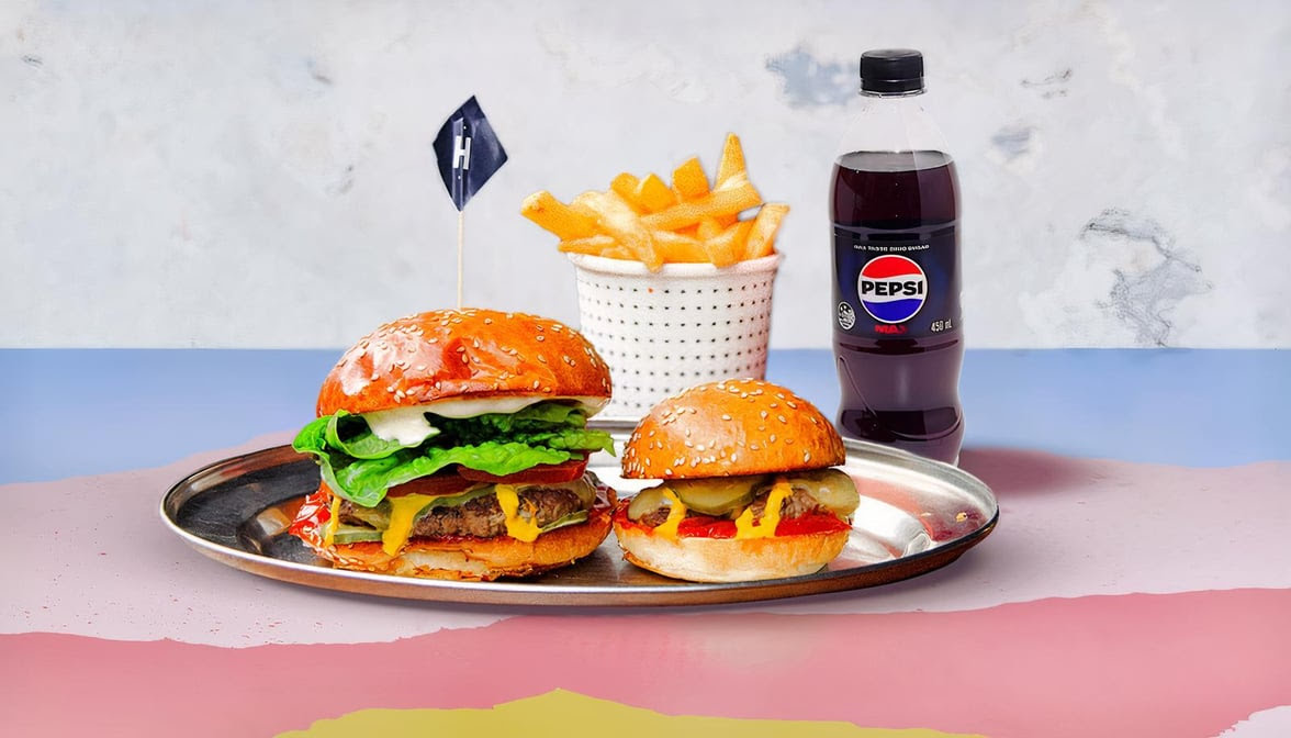 Huxtaburger Collingwood by null