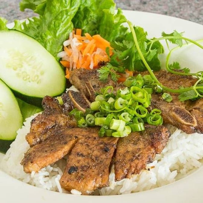Pho Saigon by null