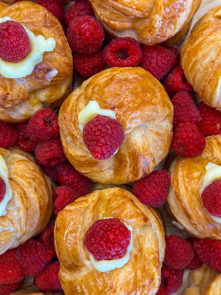 Crust Artisan Bakery by null