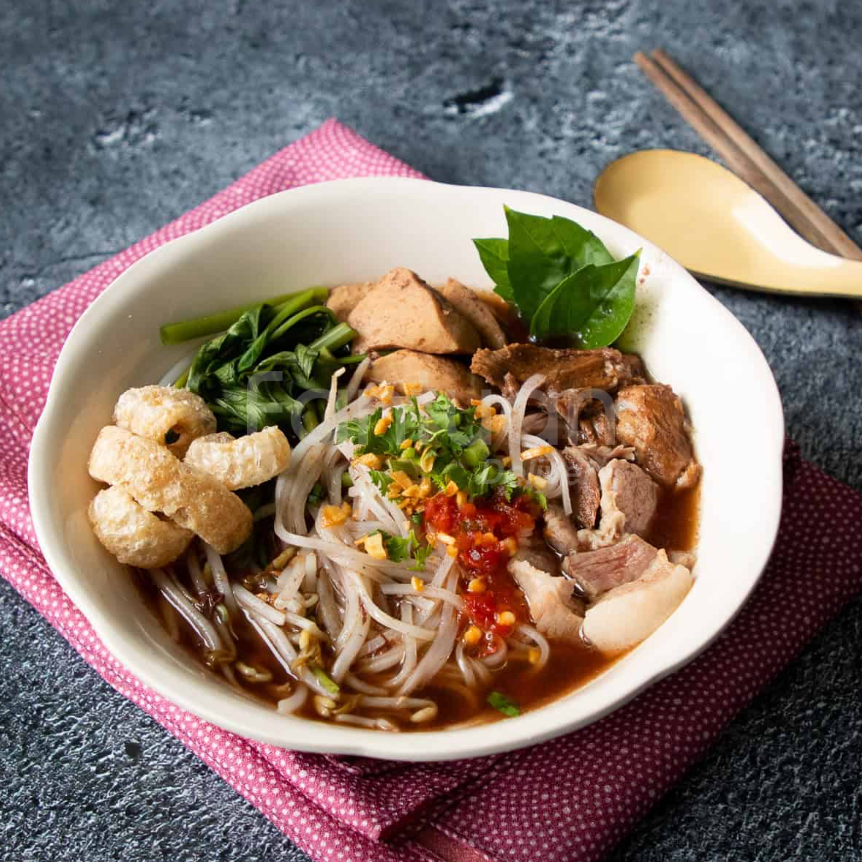 Noods n’ Chill by null