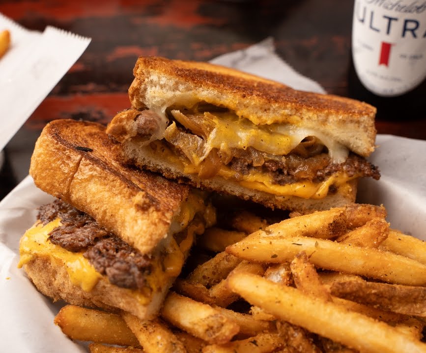 John King Grill & Dueling Piano Bar by null