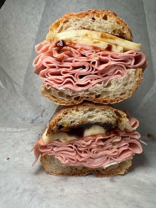 Regina's Grocery by null