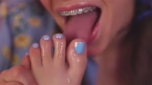 Sexy teen feet jpg x Teen toes