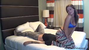 Eqglhgaaawavb lpizipiqkdiu zyf jpg x Milf facesitting