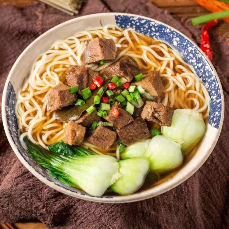 Wen's noodle and Ramen 云南米线和拉面 by null